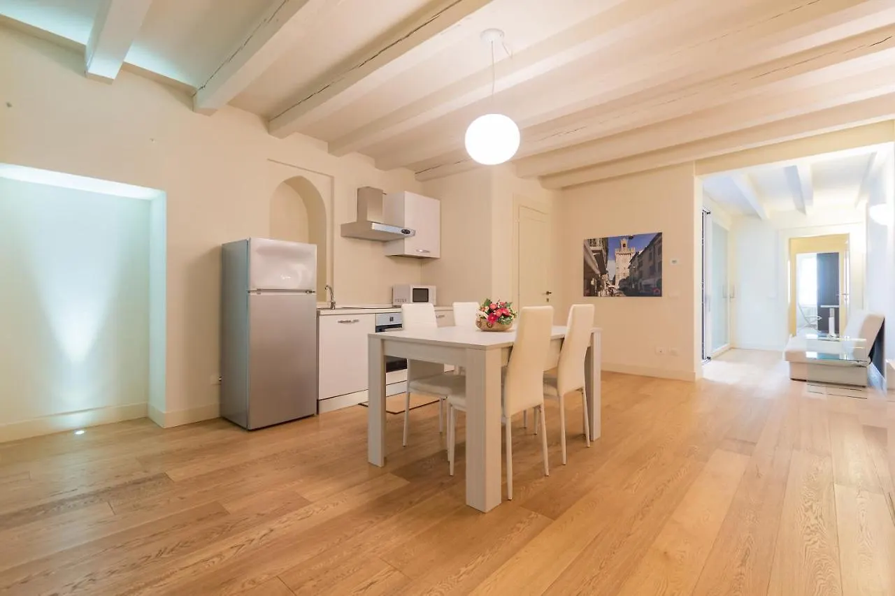 Palazzetto Il Mangano - F&L Apartment ブレシア