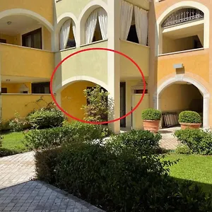  Apartment Fronte Lago Casa Vacanze
