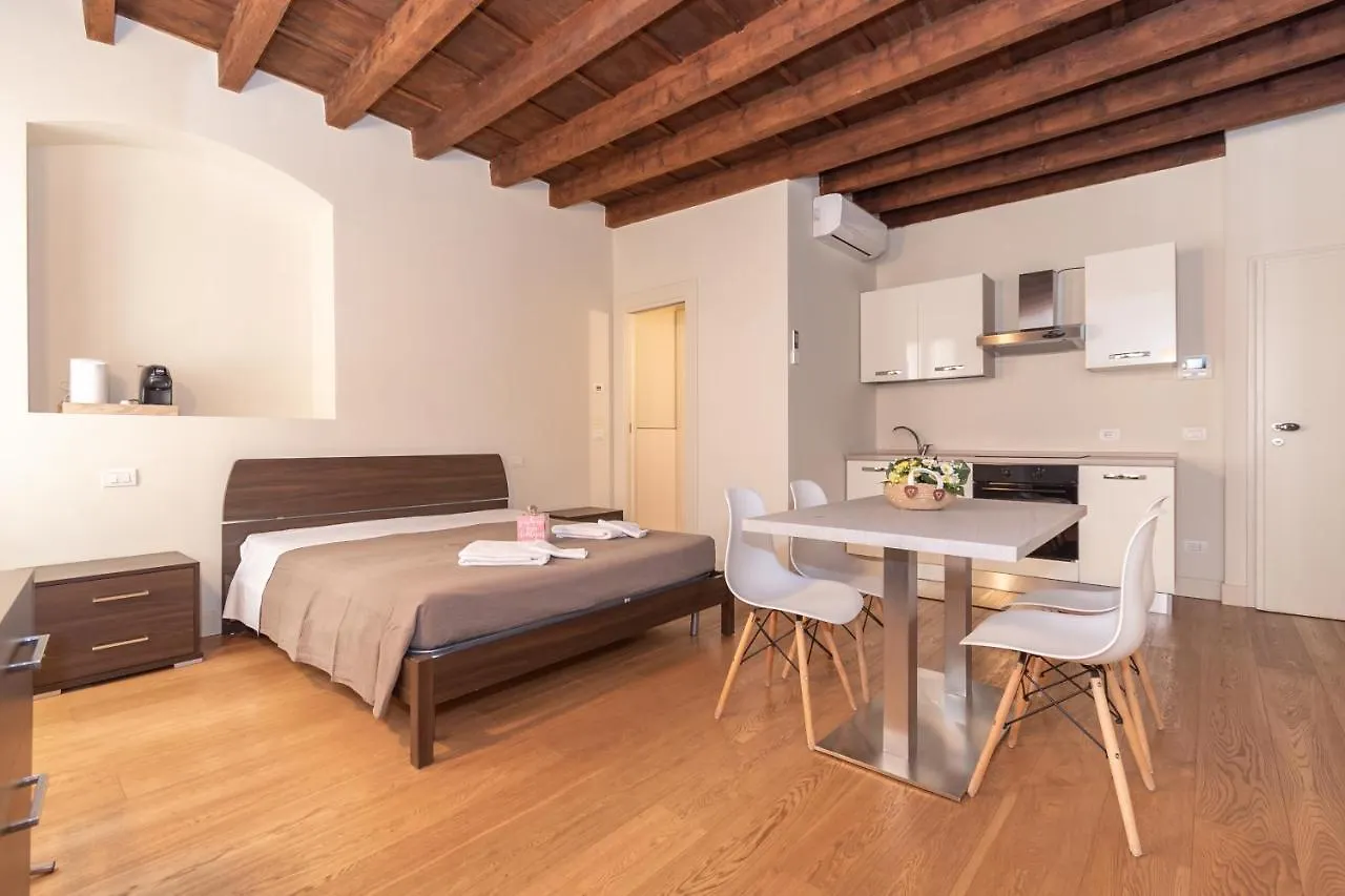 Palazzetto Il Mangano - F&L Apartment Bréscia