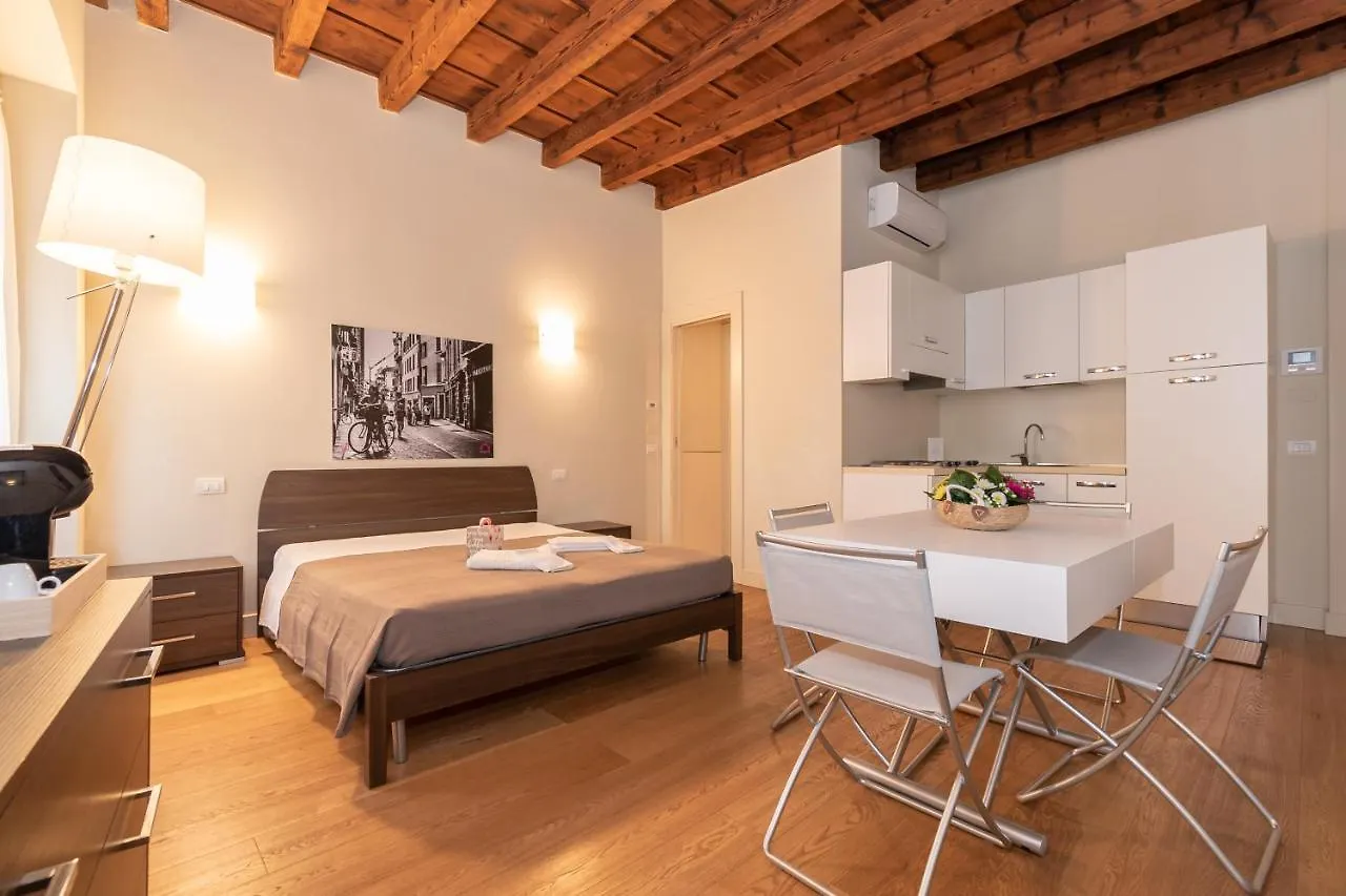 Palazzetto Il Mangano - F&L Apartment Bréscia