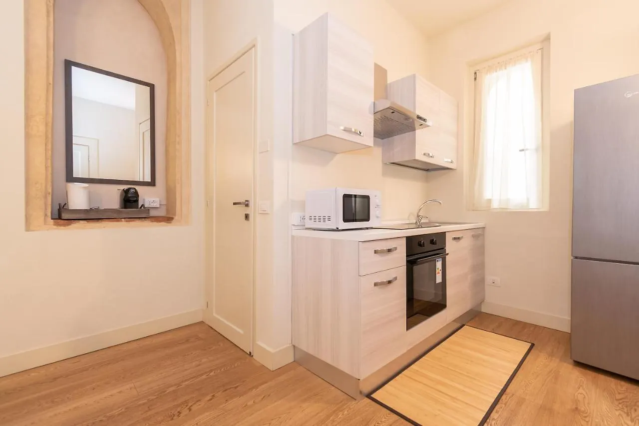 Palazzetto Il Mangano - F&L Apartment Bréscia 0*,  Itália